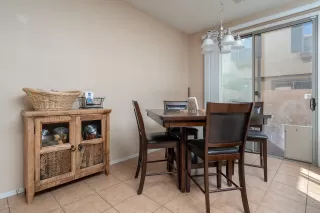 Photo #5: 5998242 Listing