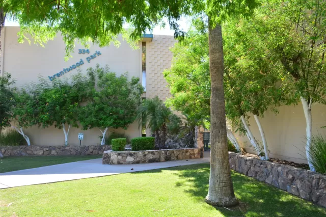 MLS: 5998629 Condo For Sale