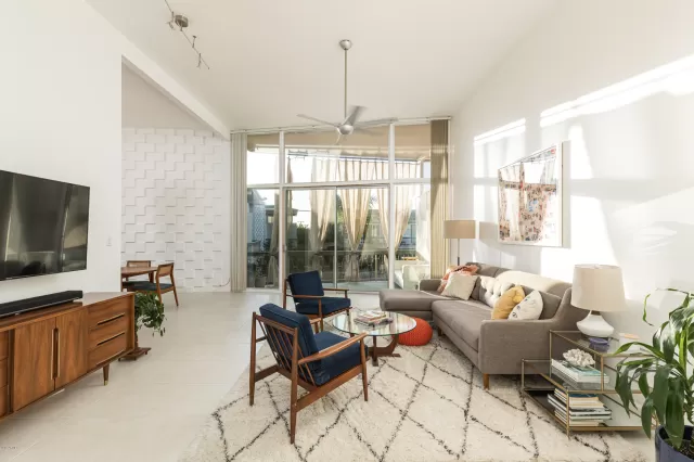 MLS: 5999216 Condo For Sale