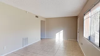 Photo #5: 5999659 Listing