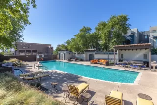 Photo #2: 6000016 Listing