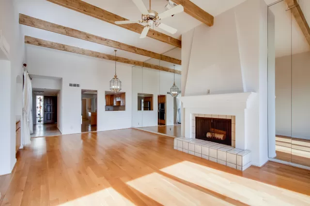 MLS: 6000897 Condo For Sale