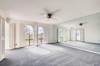 Photo #4: 6000897 Listing