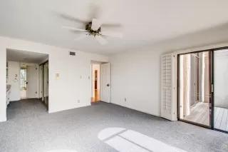 Photo #5: 6000897 Listing