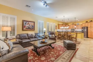 Photo #5: 6001006 Listing