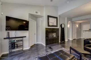 Photo #5: 6001279 Listing