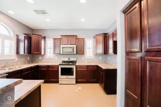 Photo #1: 6001323 Listing