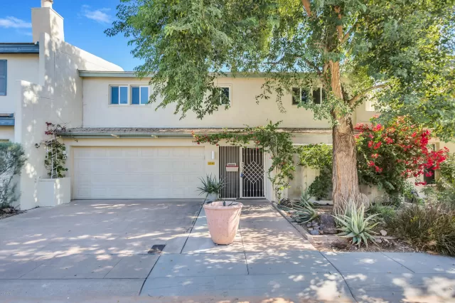 MLS: 6001556 Condo For Sale