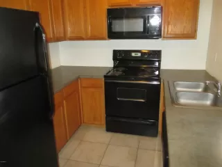 Photo #5: 6001603 Listing