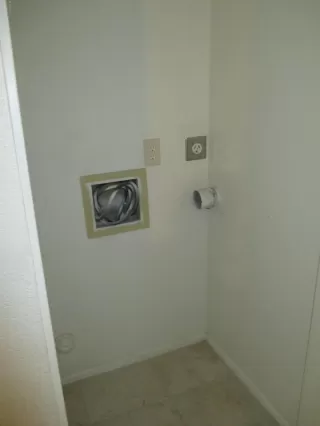 Photo #6: 6001603 Listing