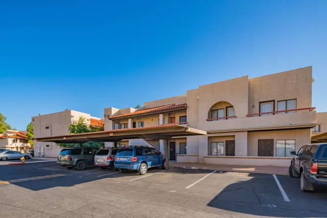 MLS: 6001788 Condo For Sale