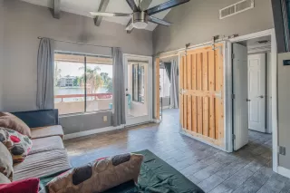 Photo #2: 6001788 Listing