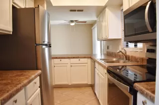 Photo #5: 6002104 Listing