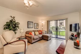 Photo #2: 6002195 Listing 