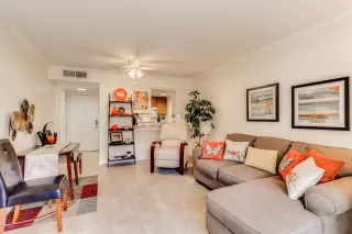 Photo #3: 6002195 Listing 