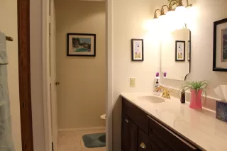 Photo #3: 6002407 Listing