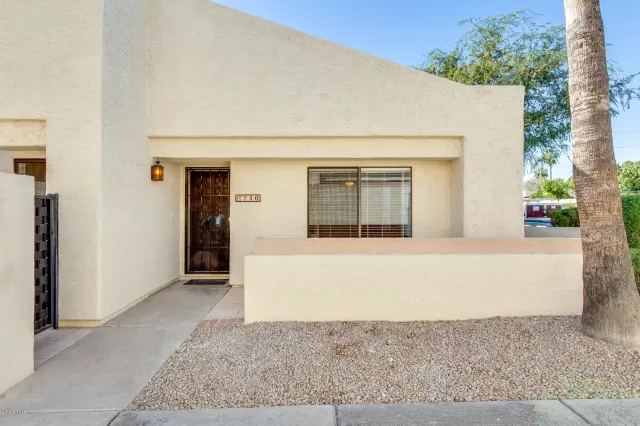 MLS: 6002579 Condo For Sale