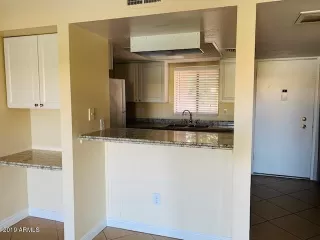 Photo #5: 6002785 Listing