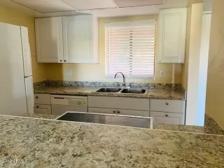 Photo #6: 6002785 Listing