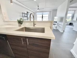 Photo #5: 6002898 Listing