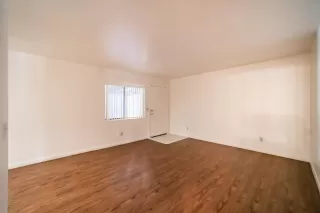 Photo #2: 6002929 Listing