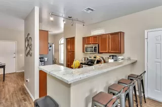 Photo #4: 6002939 Listing