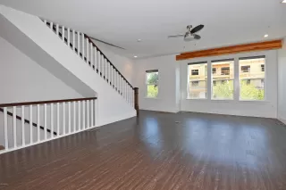 Photo #6: 6002967 Listing