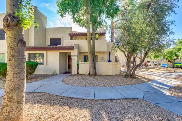 MLS: 6003211 Condo For Sale