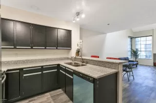 Photo #3: 6003226 Listing