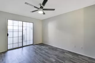 Photo #6: 6003226 Listing