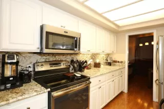 Photo #4: 6003504 Listing