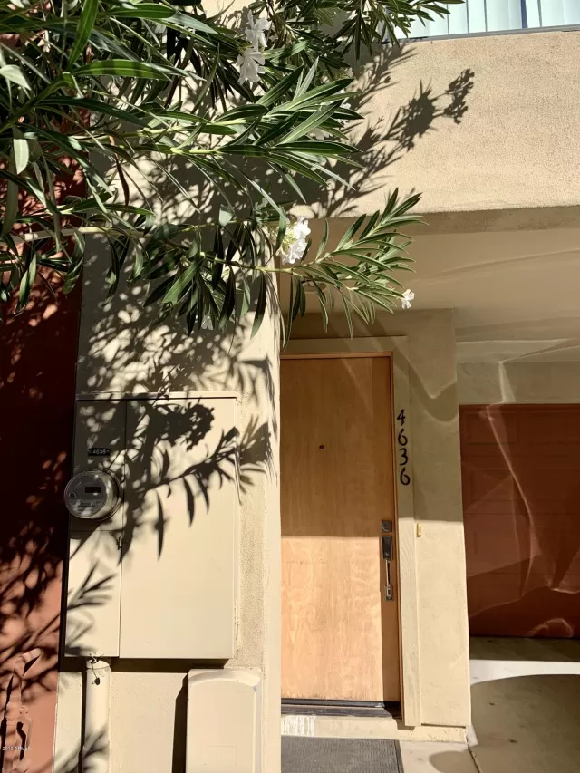 MLS: 6003607 Condo For Sale