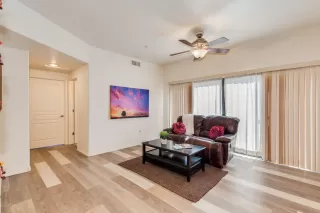 Photo #4: 6003652 Listing