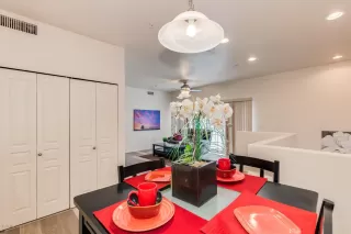 Photo #6: 6003652 Listing