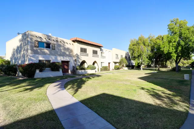 MLS: 6003702 Condo For Sale