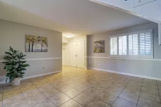 Photo #6: 6003702 Listing