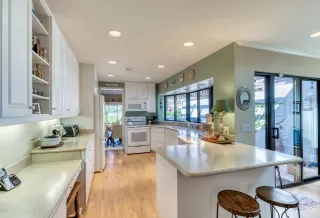 Photo #2: 6003973 Listing 