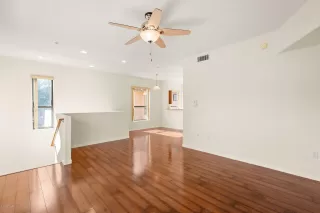 Photo #6: 6005043 Listing