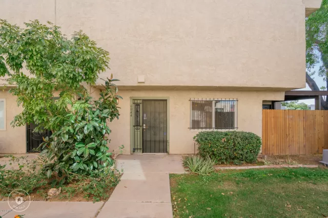 MLS: 6005353 Condo For Sale