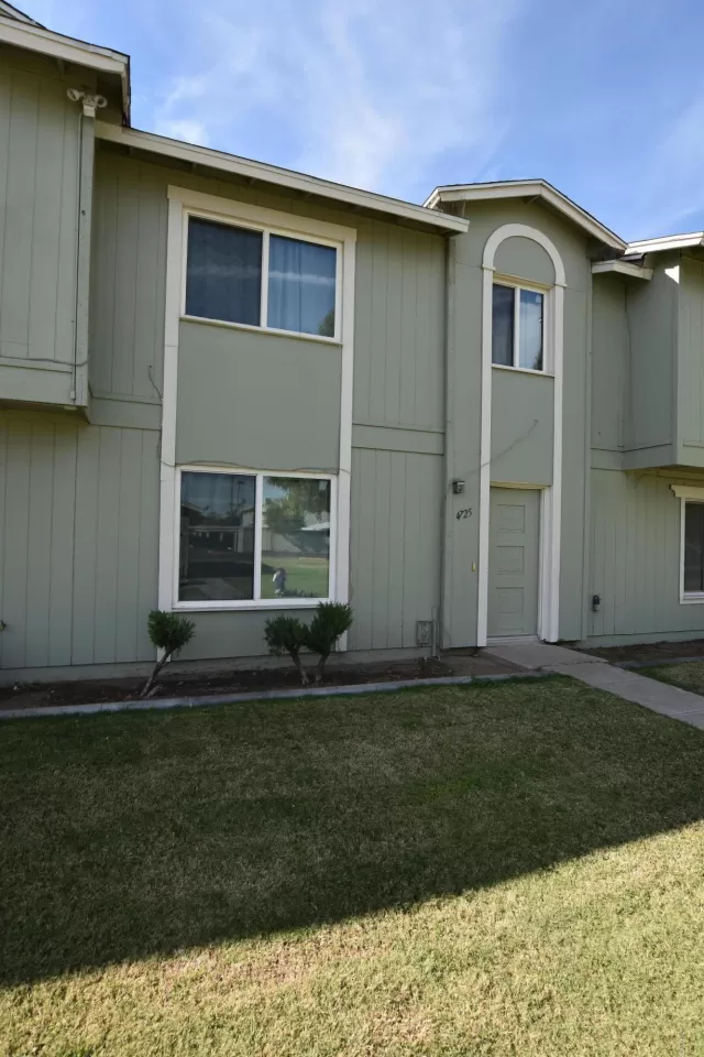 MLS: 6005413 Condo For Sale