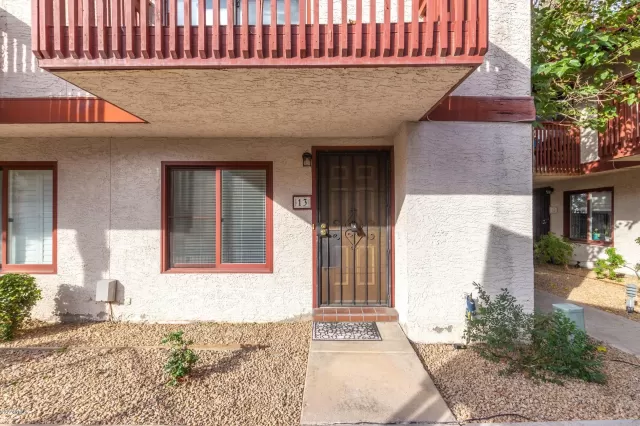 MLS: 6006367 Condo For Sale