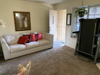 Photo #5: 6006448 Listing 