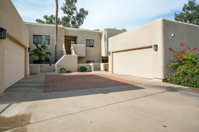 MLS: 6006484 Condo For Sale