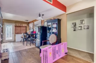 Photo #5: 6006685 Listing 