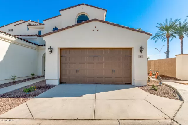 MLS: 6006868 Condo For Sale