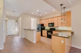 Photo #3: 6007010 Listing