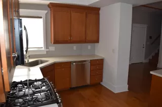 Photo #2: 6007134 Listing