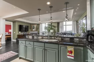 Photo #5: 6007186 Listing