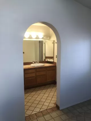 Photo #4: 6007301 Listing