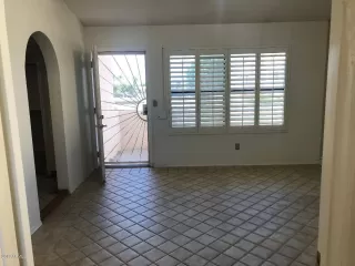 Photo #5: 6007301 Listing